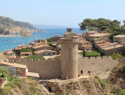 Costa Brava: Excursion including a boat Tour from Lloret de Mar to Tossa de Mar